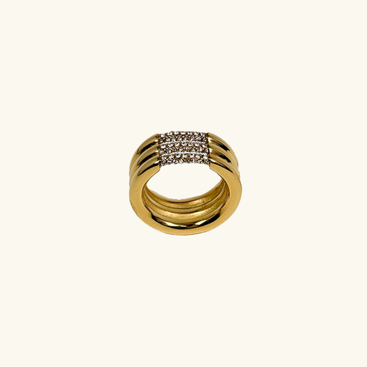 WHITE TRIPLET RING GOLD